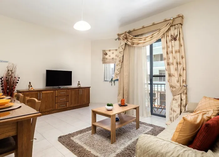 Spacious, Bright & Cosy 2 Bedroom 2 Bathroom Apartment - Msida Uni Heights