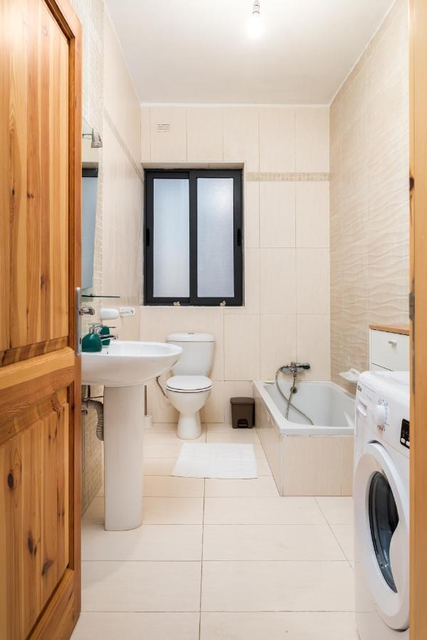 Spacious, Bright & Cosy 2 Bedroom 2 Bathroom - Uni Heights * Msida